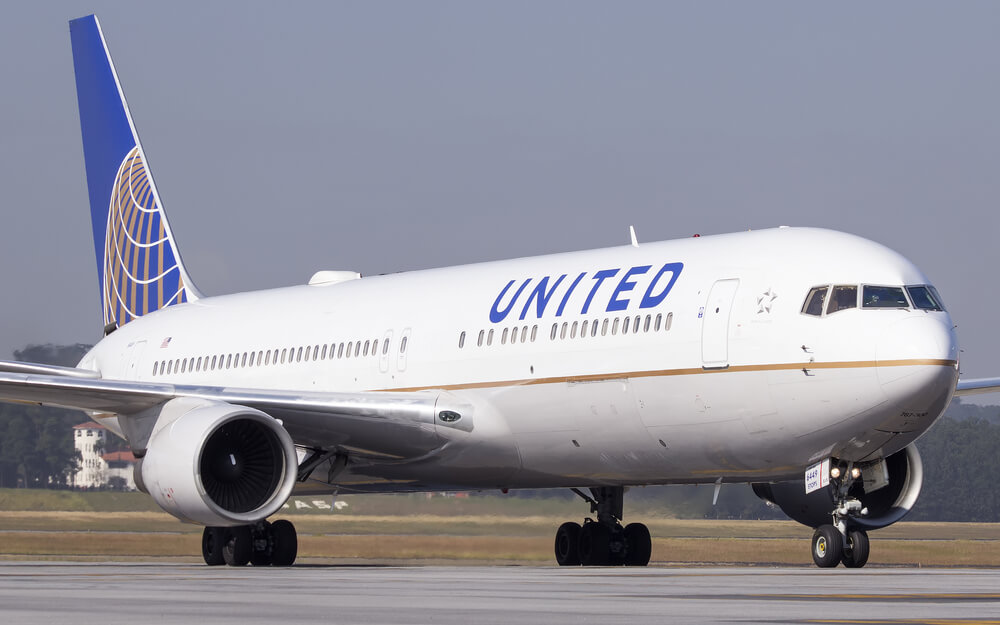 UnitedAirplane2.jpg