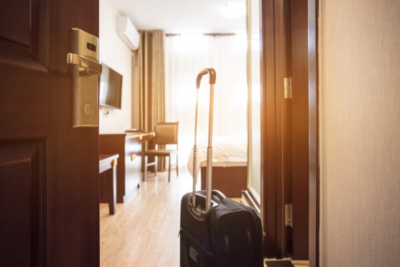 File:HotelRoom2.jpg