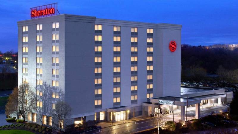 File:SheratonPittsburghAirportHotel.jpg