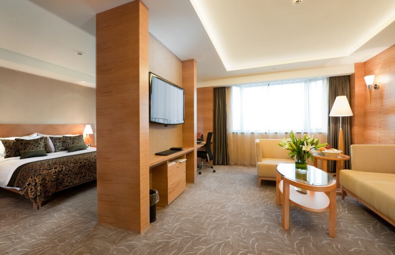 File:HotelSuite.jpg