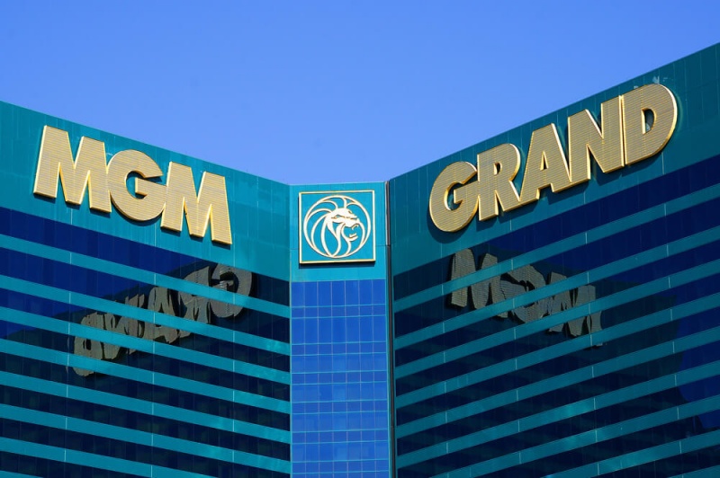 File:MGMGrand.jpg